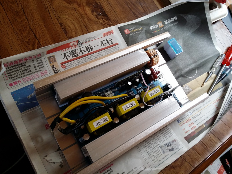 自行維修 逆變器 (正負攪錯燒左)